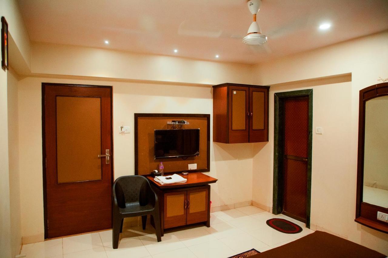 Mire Hotel Ashoka المظهر الخارجي الصورة