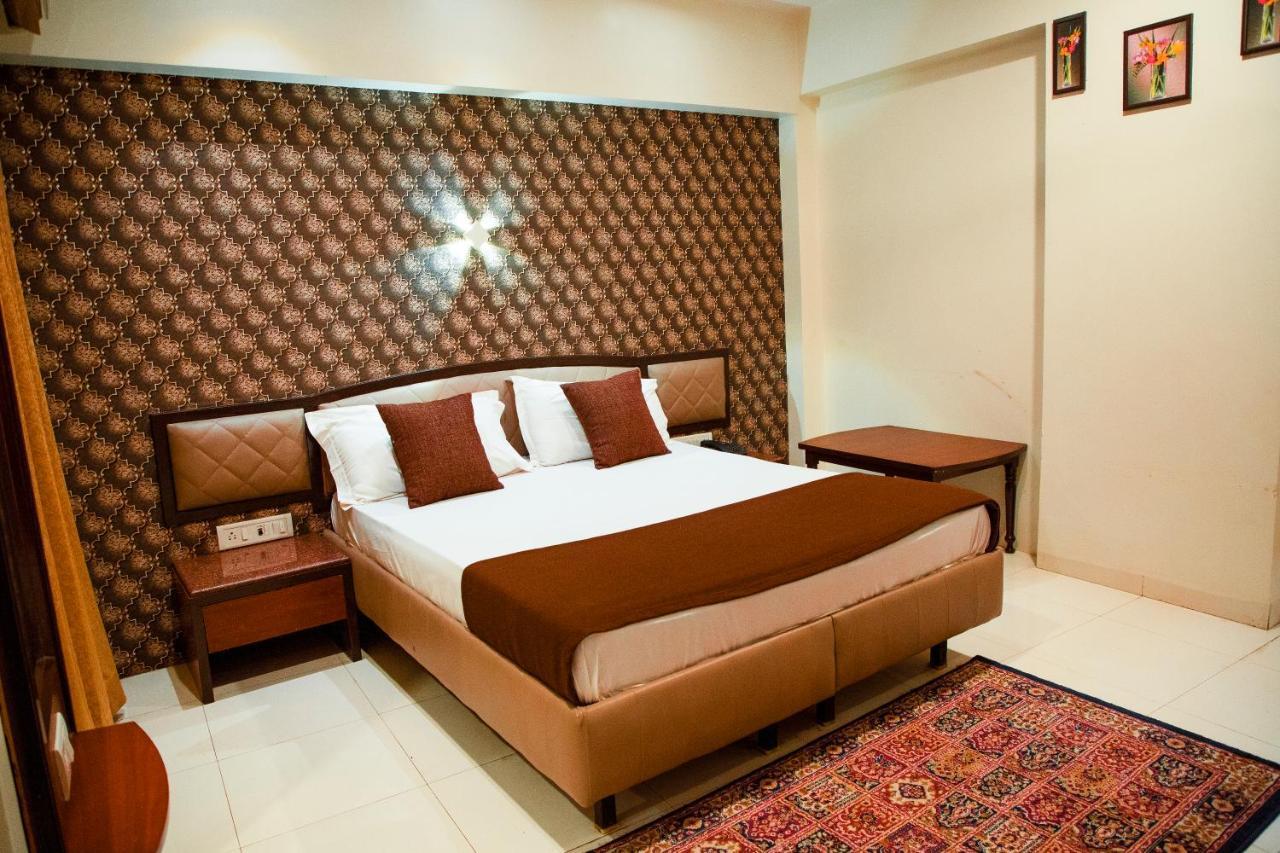 Mire Hotel Ashoka المظهر الخارجي الصورة